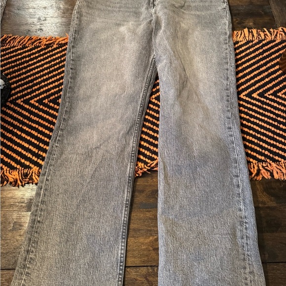 Zara like new condition size 14 light gray jeans - Picture 2 of 4